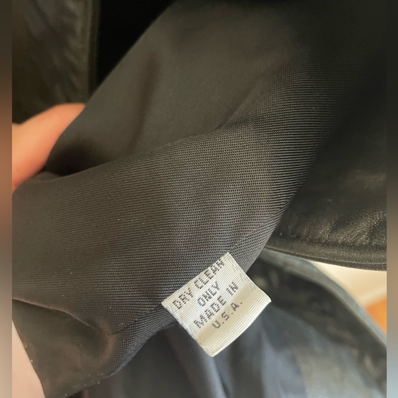 Leather jacket - Picture 7 of 9